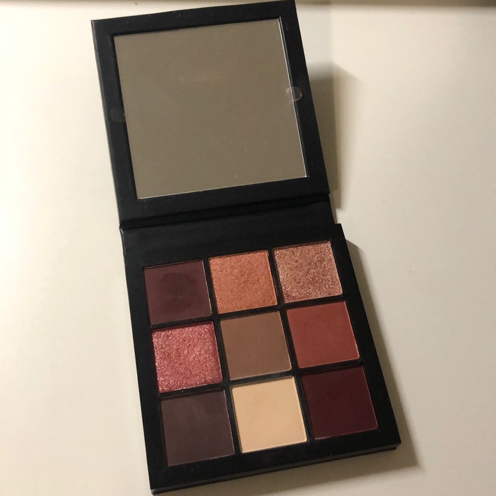 Huda Beauty Mauve Obsessions Eyeshadow